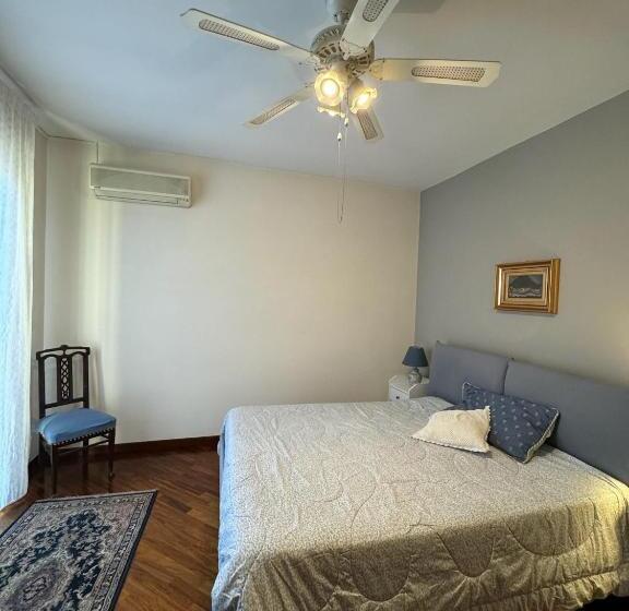 تختخواب و صبحانه Giardini Normanni