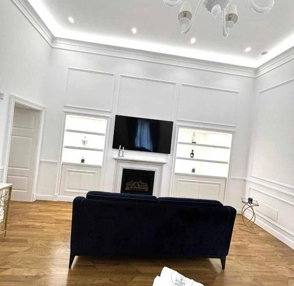 تختخواب و صبحانه Stabia Junior Suite