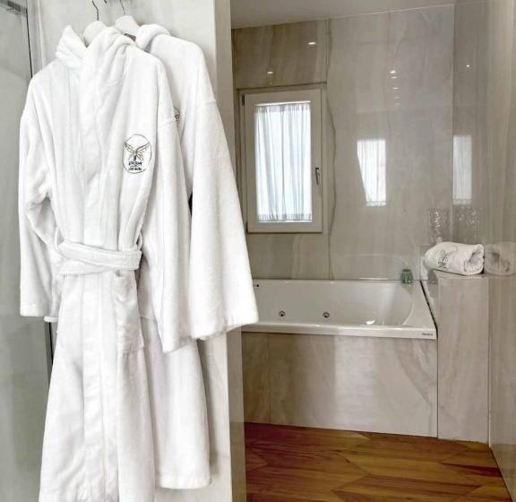 تختخواب و صبحانه Stabia Junior Suite