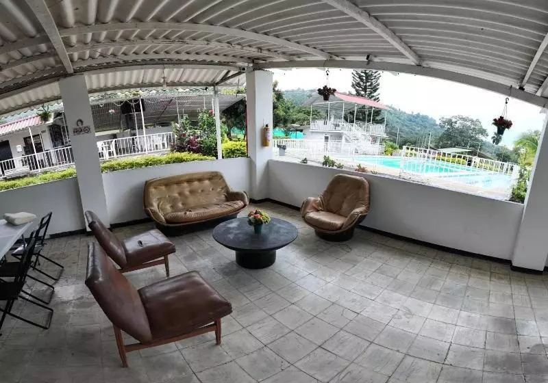 ホテル Centro Vacacional La Colina