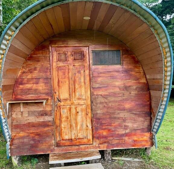 فندق Gamboa Farm Lodge