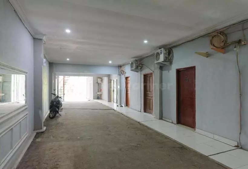 Hotelli My Home2 Mall Ciputra Cibubur Redpartner