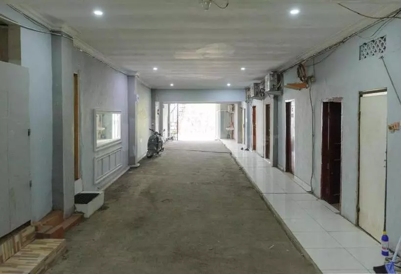 Hotelli My Home2 Mall Ciputra Cibubur Redpartner