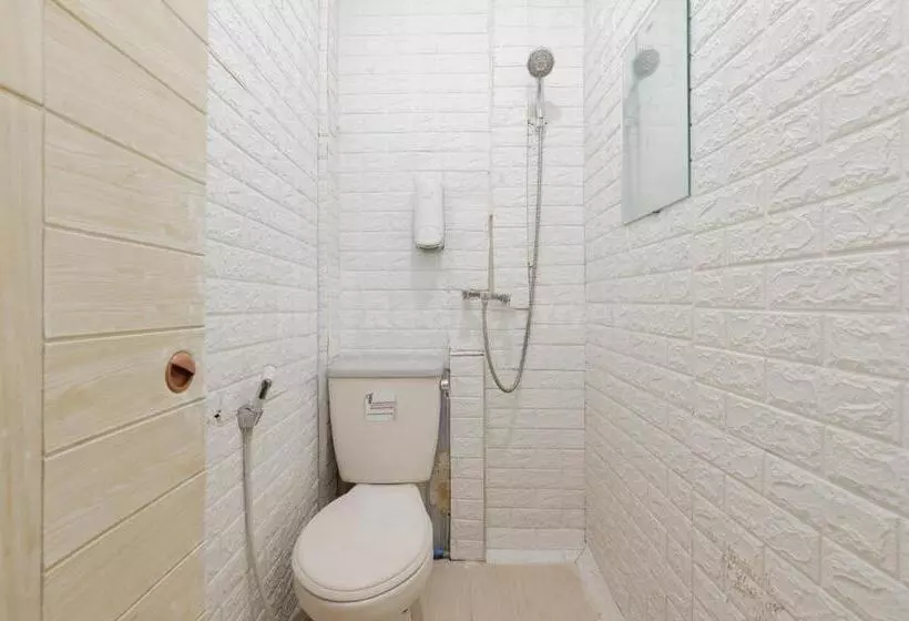 Hotelli My Home2 Mall Ciputra Cibubur Redpartner