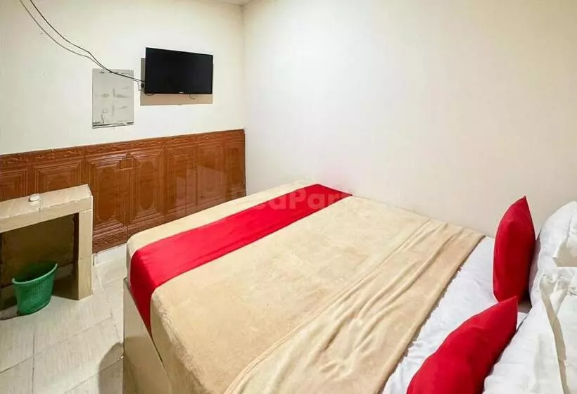 Hotelli My Home2 Mall Ciputra Cibubur Redpartner