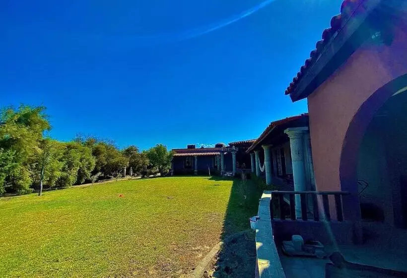 Hotelli Quinta Trespuentes