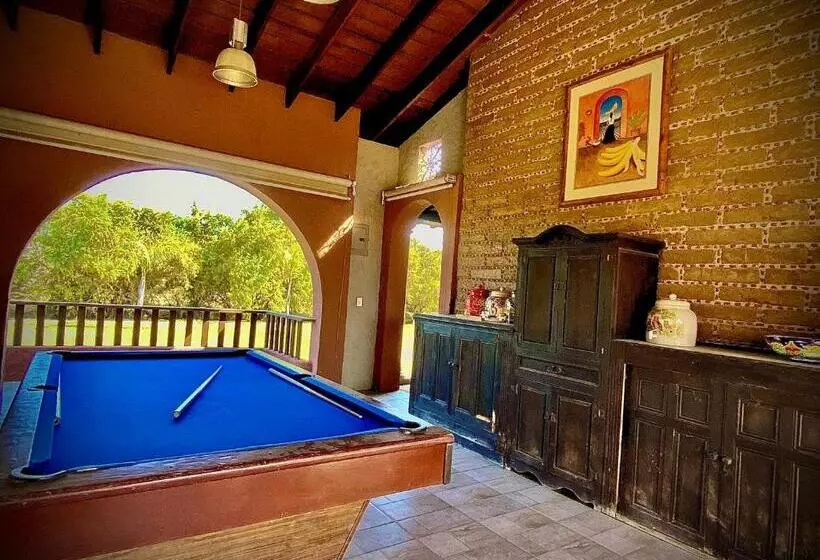 Hotelli Quinta Trespuentes