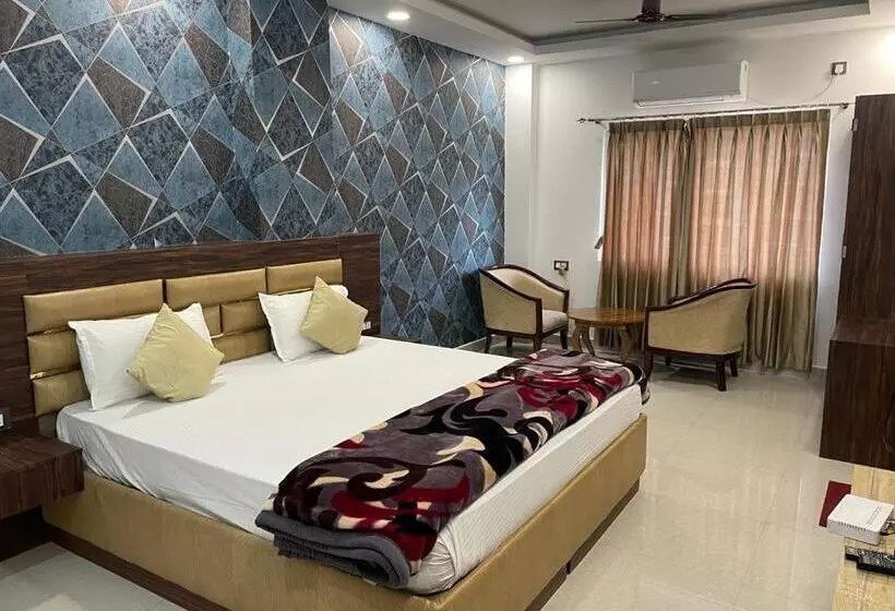 Hotelli Shakti & Banquet