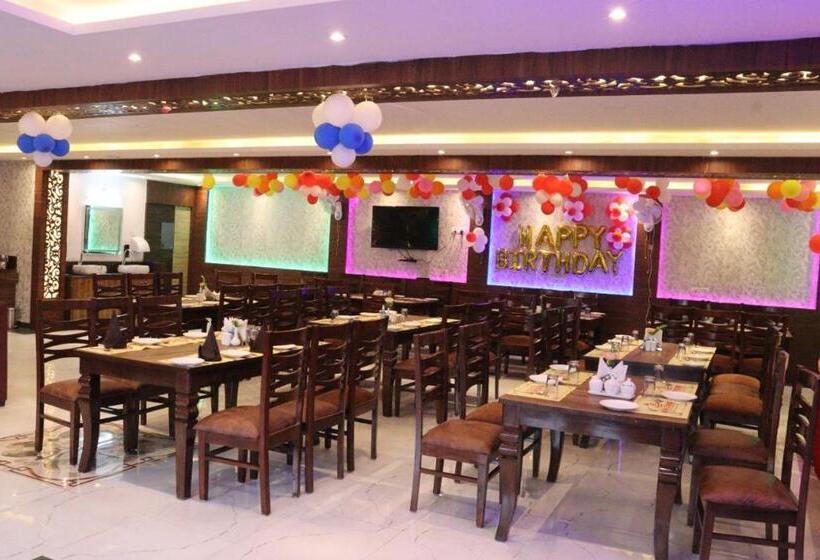 Hotel Shakti & Banquet