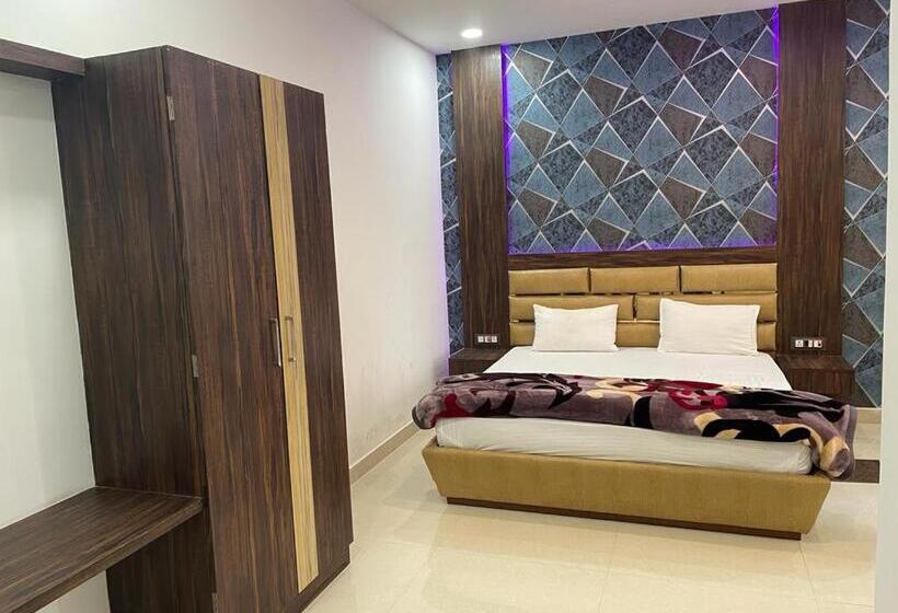 Hotel Shakti & Banquet