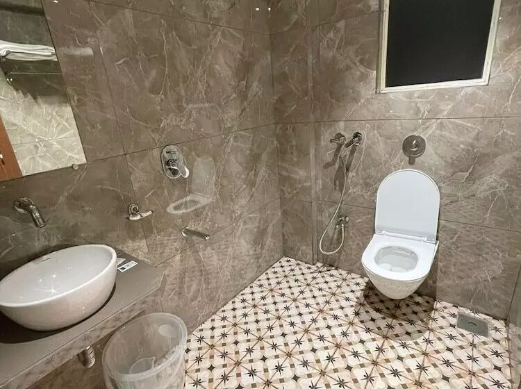 Hotelli The West Coast