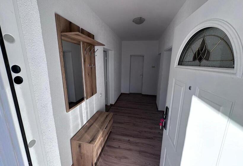 پانسیون Apartman Bjelisi