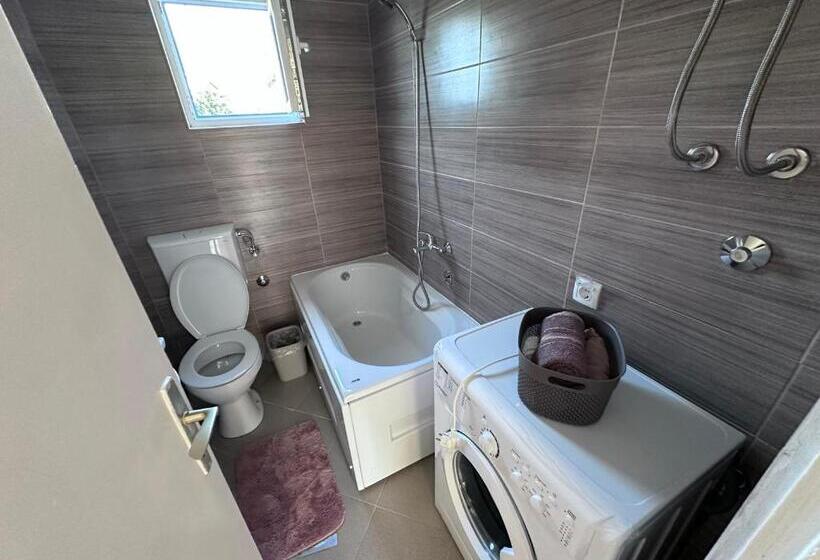 پانسیون Apartman Bjelisi