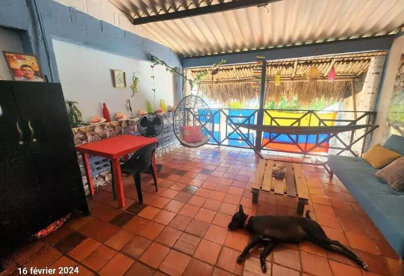 ペンション Casa Isayoba