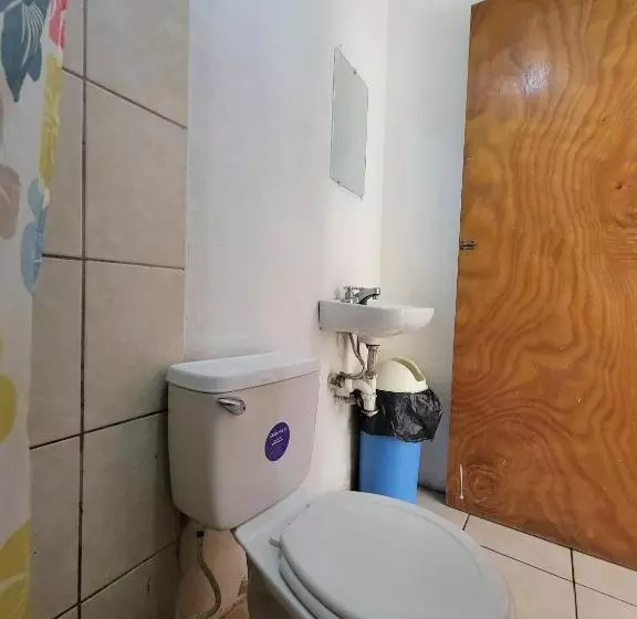 پانسیون Hostal Familiar Ulua