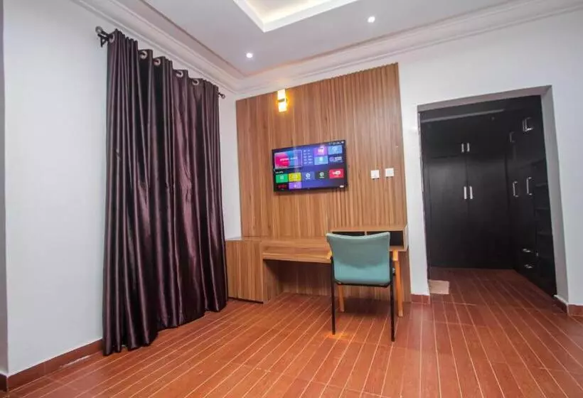 پانسیون Lvingspace Apartments
