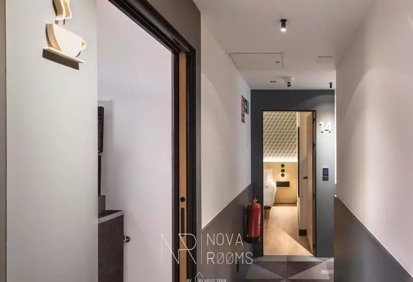 ペンション Hostal Nova Rooms By Myhousespain