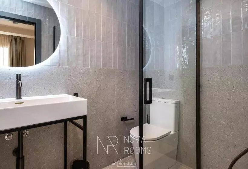 ペンション Hostal Nova Rooms By Myhousespain