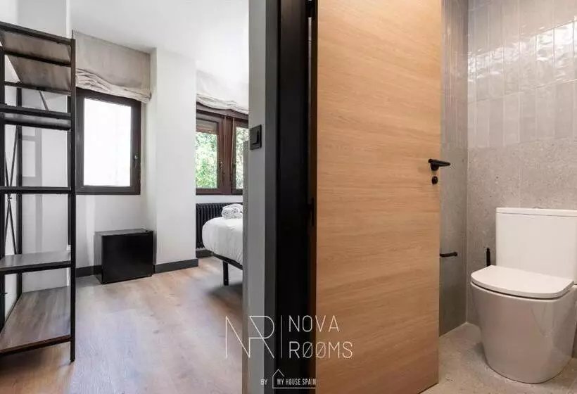 ペンション Hostal Nova Rooms By Myhousespain