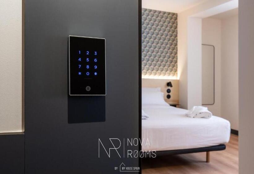 پانسیون Hostal Nova Rooms By Myhousespain