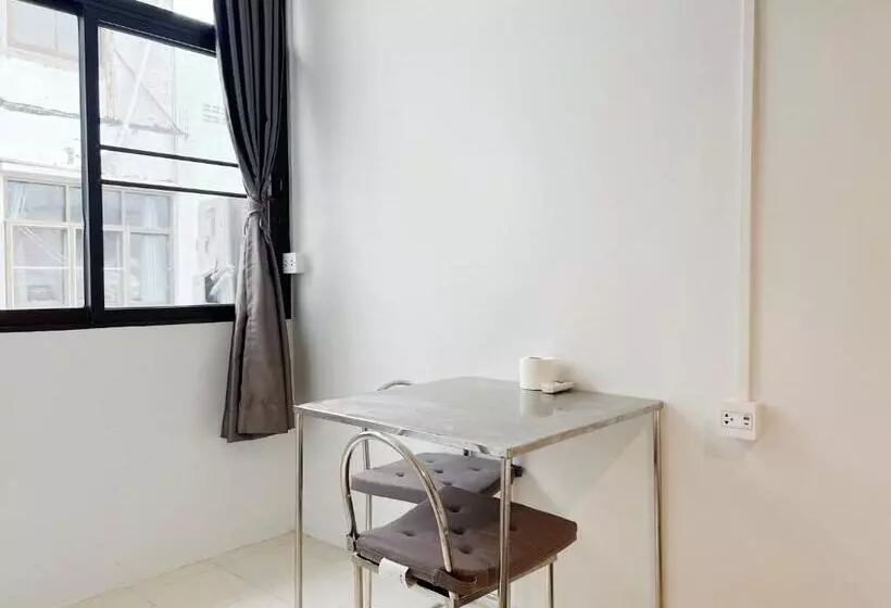 پانسیون V Reserve At Merry V