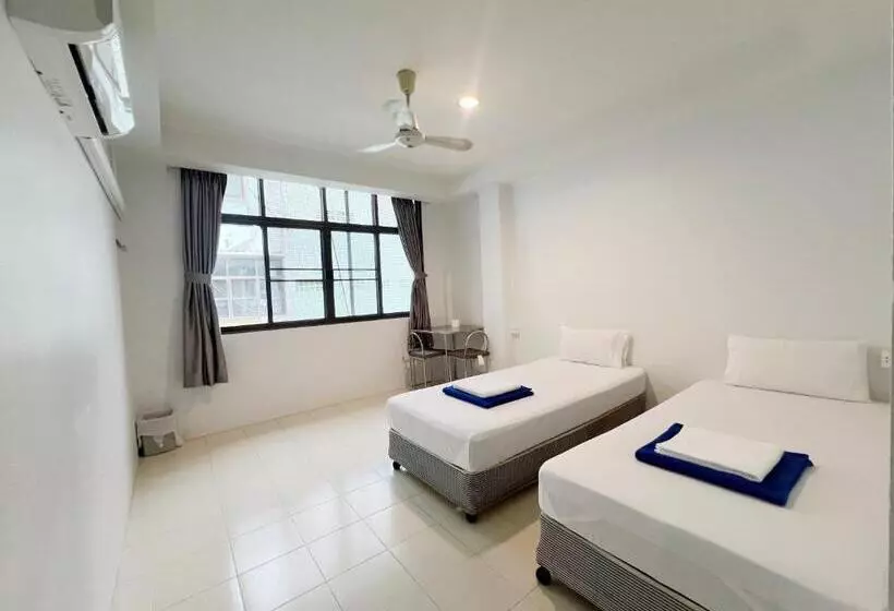 پانسیون V Reserve At Merry V