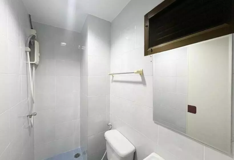 پانسیون V Reserve At Merry V