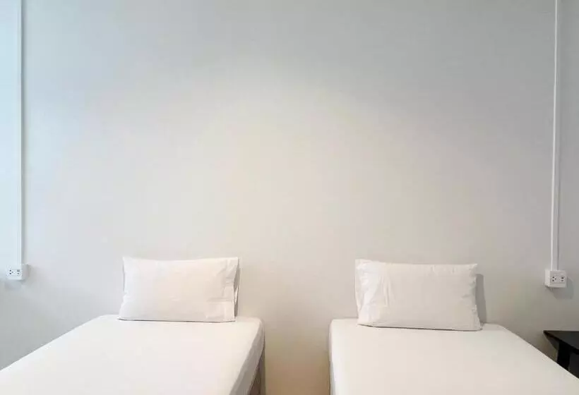 پانسیون V Reserve At Merry V