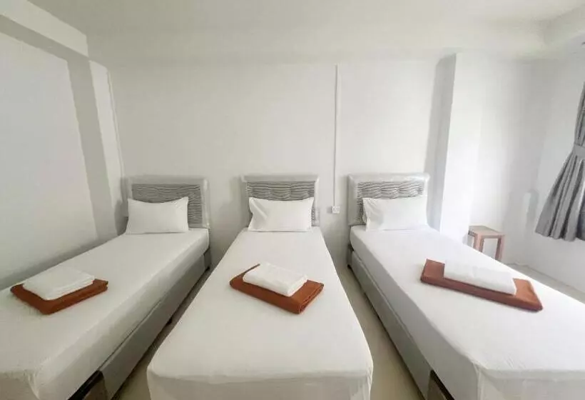 پانسیون V Reserve At Merry V