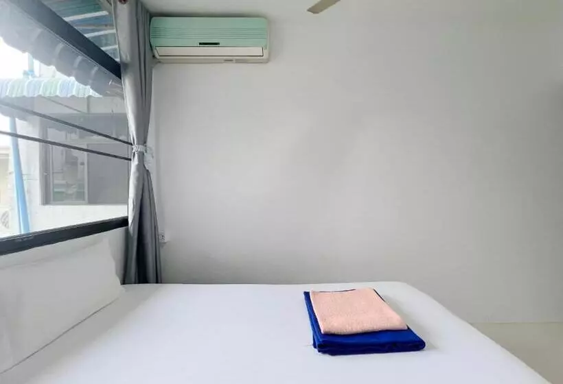 پانسیون V Reserve At Merry V