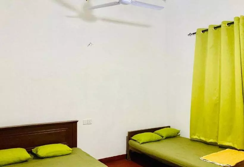 ペンション Yu Home Stay Anuradhapura