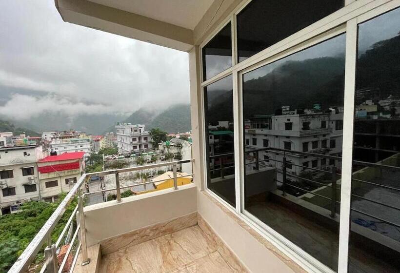 Ruttba Hotels And Banquet