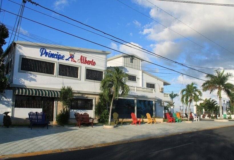 هاستل Rio Dulce