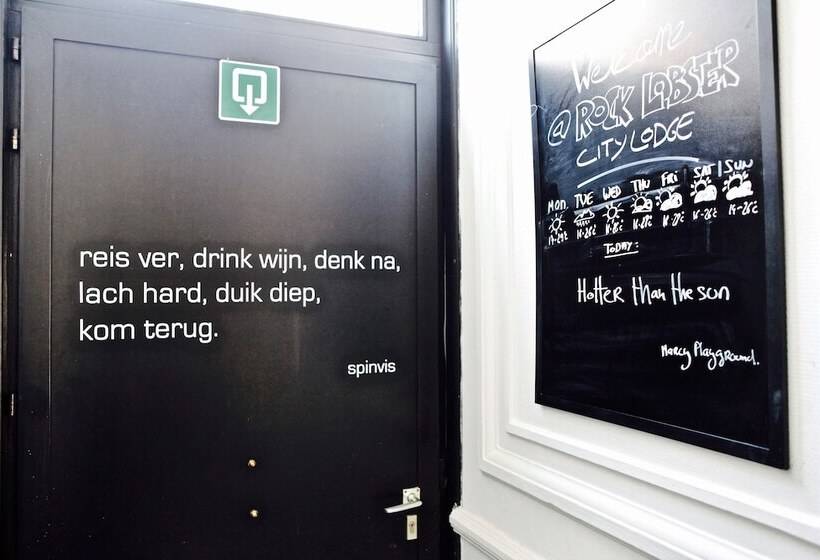 تختخواب و صبحانه Rock Lobster City Lodge