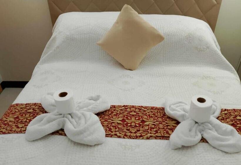 בית מלון כפרי Aberisse Pension