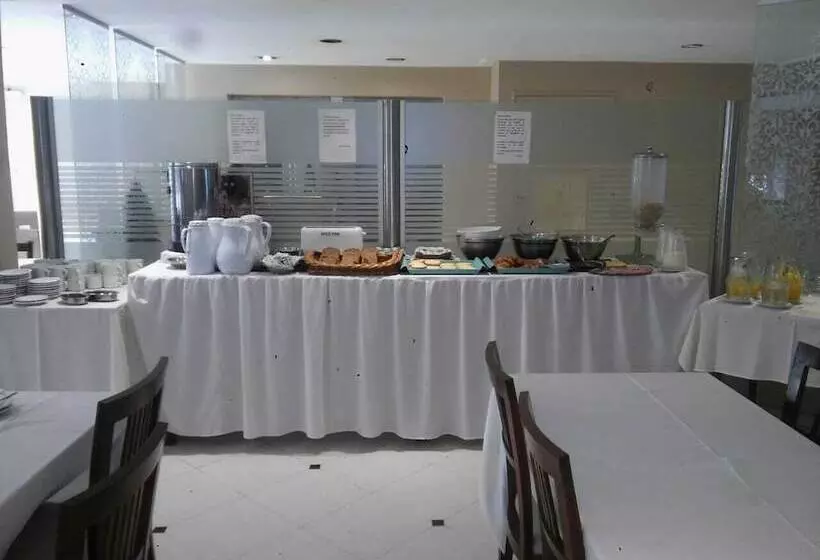 هتل Embajador