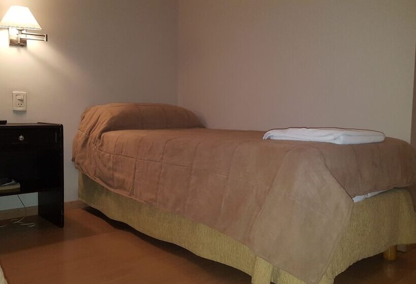 Отель Embajador