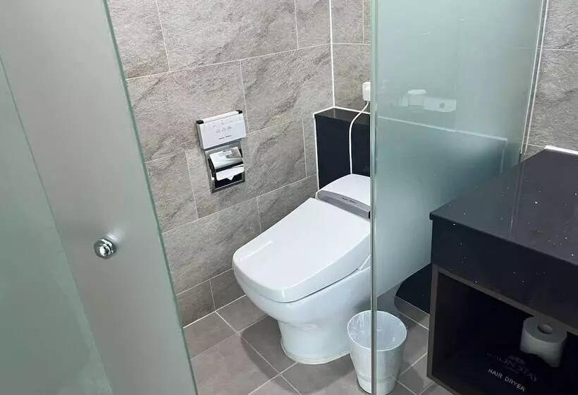 هتل Raonstay In Perla