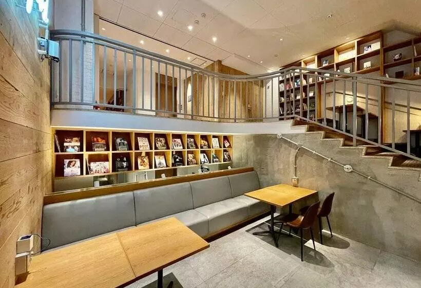 Hotelli Relief Kokura Annex Book & Stay