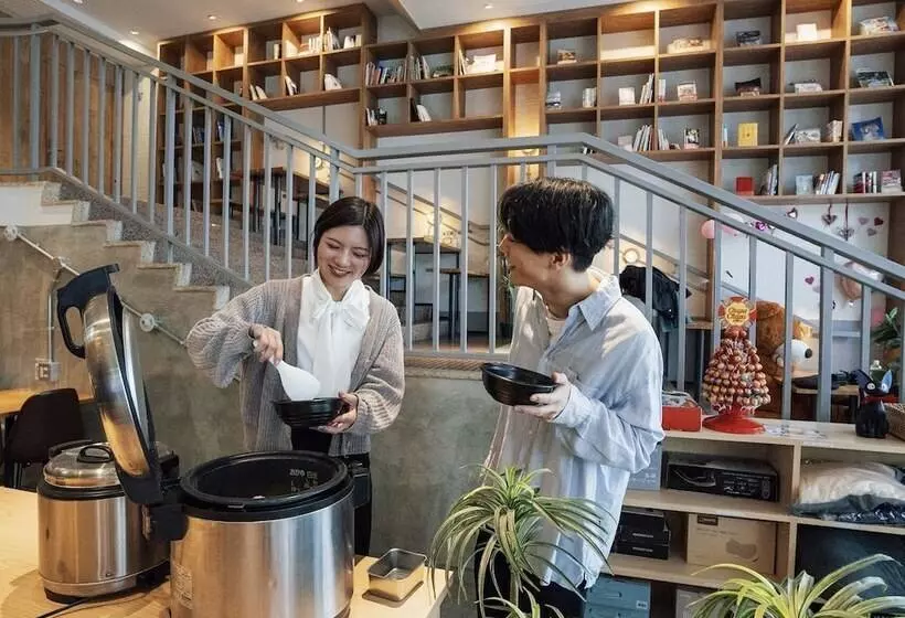 Hotelli Relief Kokura Annex Book & Stay