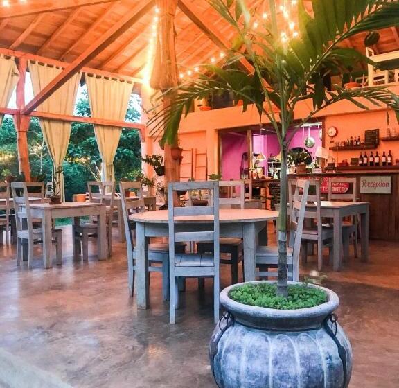 Отель Villa Coco