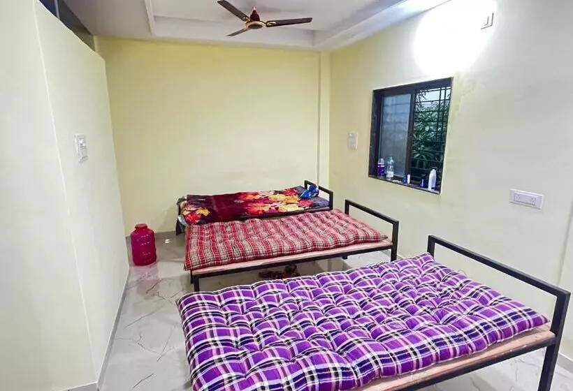 Retkeilymaja Shree Swami Samarth Pg Rooms For Boys