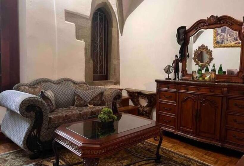 تختخواب و صبحانه Burg Hermannstein Queens Room