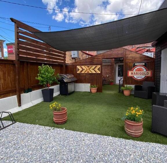 צימר Dresden Marigold Suites 1