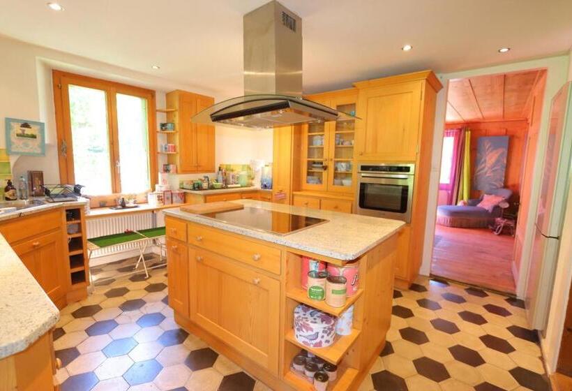 Bed and Breakfast La Reine Des Prés