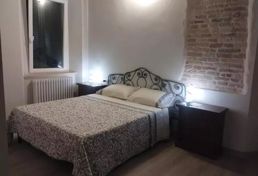 Aamiaismajoitus (B&B) Nuvole E Rondini