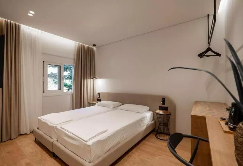 هتل Kamara Rooms