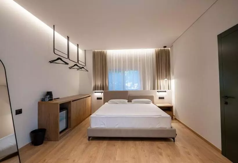 هتل Kamara Rooms