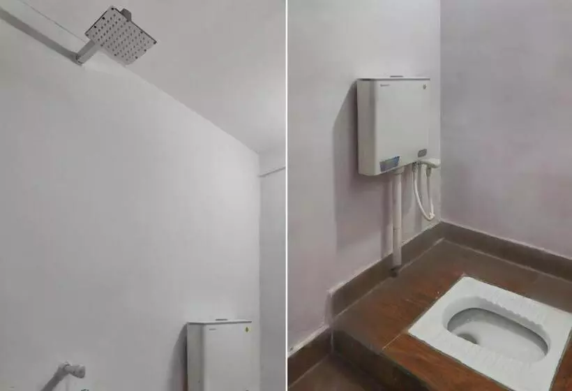 Hotelli Oyo Arya Paradise