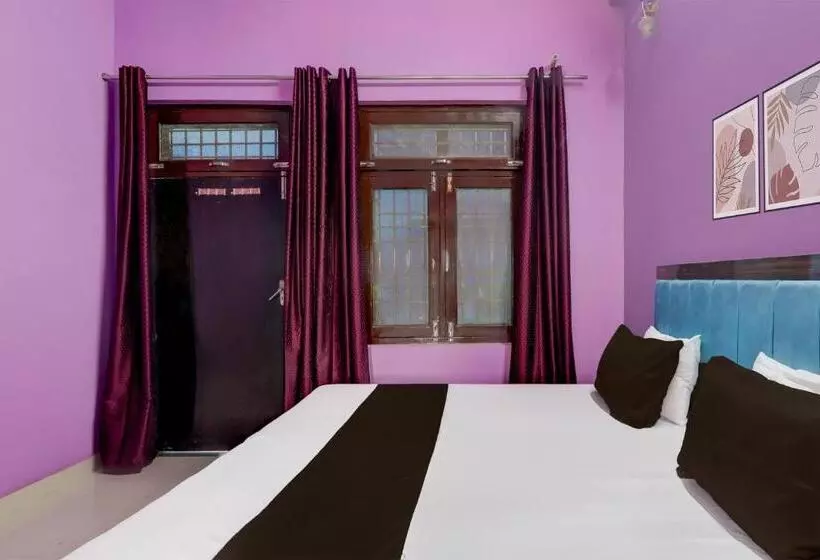 Hotelli Oyo Arya Paradise